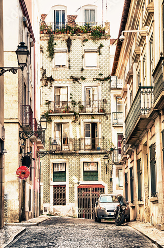 Naklejka na drzwi Bairro Alto, Lisbon, Portugal