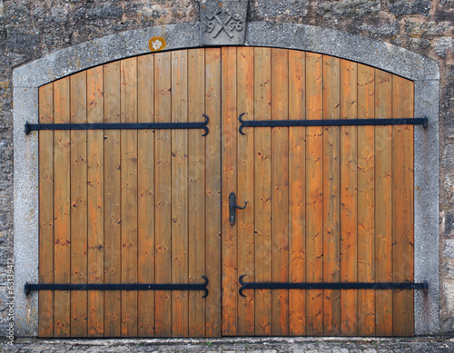 Garagentor – Stock-Foto | Adobe Stock