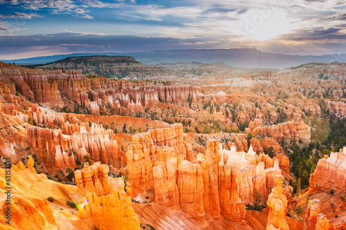 Board z aluminiowym obramowaniem Park Narodowy Bryce Canyon, USA - wschody i zachody słońca z punktu