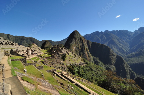 Board z aluminiowym obramowaniem Piękny dzień w Machu Picchu, Peru