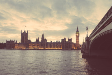 Wall Mural - Big Ben and House of Parliament in London at Sunset