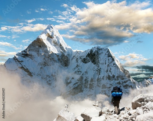 Fotoboard na płycie Piękny widok na ama dablam