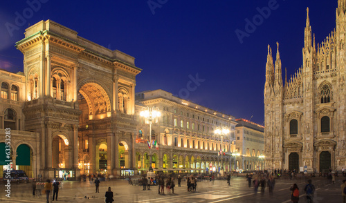Fototapeta na szkło Piazza Duomo, Mediolan