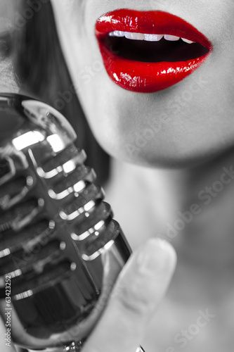 Fototapeta na wymiar Close Up Woman Singing Mouth & Vintage Microphone