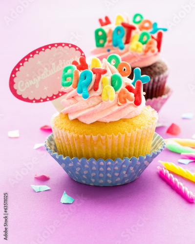 Cupcake Joyeux Anniversaire Buy This Stock Photo And Explore Similar Images At Adobe Stock Adobe Stock Cupcake Joyeux Anniversaire Buy This Stock Photo And Explore Similar Images At Adobe Stock Adobe Stock