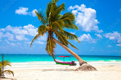Fotografie, Obraz Vacations and tourism concept: Caribbean Paradise.