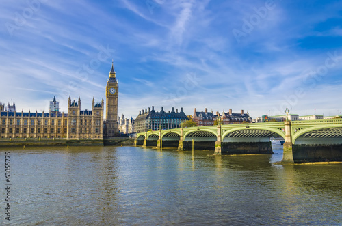 Obraz na płótnie canvas Domy parlamentu, westminster most i big ben, wielka brytania