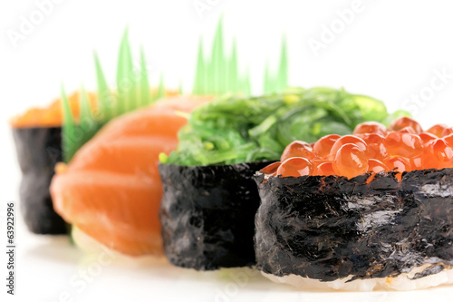 Naklejka samoprzylepna Sushi nigiri i gunkan