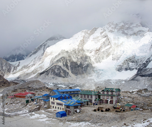 Fotoboard na płycie Wieś gorak shep w pobliżu obozu bazowego Everest, Nepal