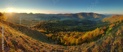 Board z aluminiowym obramowaniem Panorama górska na Słowacji