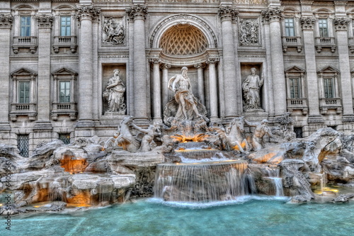 Board z aluminiowym obramowaniem Fontanna di Trevi w Rzymie