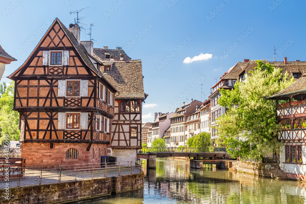 House tanners, Petite France district. Strasbourg, France - obrazy, fototapety, plakaty 
