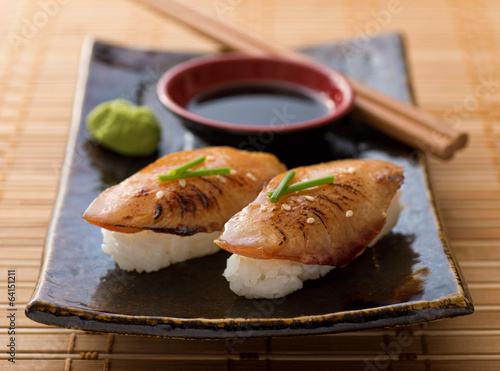 Naklejka samoprzylepna Duszony węgorz nigiri