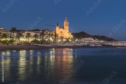 Fotoboard na płycie Sant bartomeu i Santa tecla kościoła w Sitges, Hiszpania
