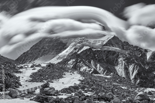 Fotoboard na płycie Chmura nad cho oyu (b \u0026 w)
