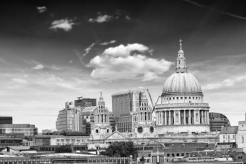 Wall Mural - St. Paul Cathedral with beautiful sky