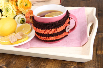 Aufkleber - Cup of tea with lemon on wooden table