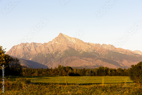 Board z aluminiowym obramowaniem Krivan mountain, vysoke tatry (wysokie tatry), słowacja