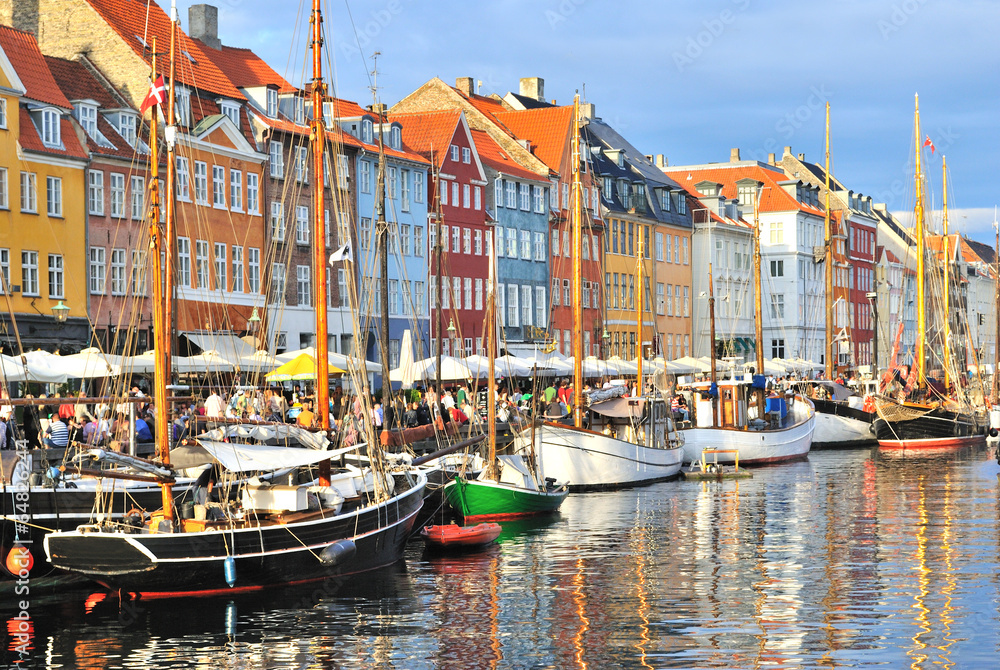 Obraz na płótnie Copenhagen,  Nyhavn harbor w salonie