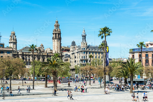 Fotoboard na płycie Deptak przez port vell w barcelona, ​​hiszpania.