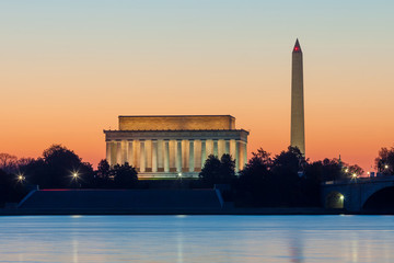 Fototapete - Washington DC skyline at sunrise