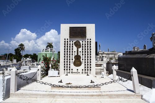 Fotografie, Obraz Grave Compay Segundo, Cemetery Santa Ifigenia, Santiago de Cuba