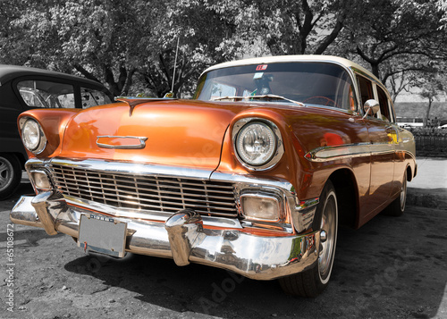 fotografia-retro-samochodu-oldtimer