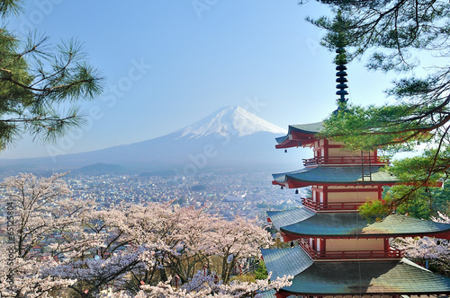 Tapeta ścienna Pagoda Chureito i Fuji w Japonii