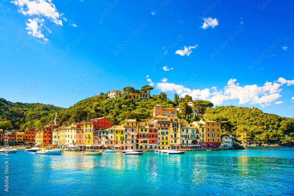 Portofino luxury village landmark, panorama view. Liguria, Italy - obrazy, fototapety, plakaty 
