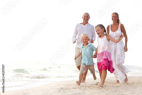 Fotoboard na płycie Rodzina zabawy na plaży