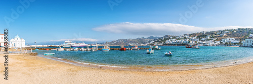 Fotoboard na płycie Panoramiczny widok starego portu w mieście mykonos