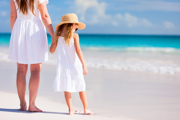 Poster - Mother and daughter at beach