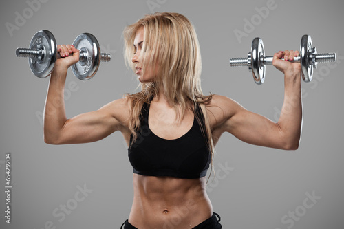 Obraz na płótnie canvas trzyczęściowy "tryptyk" Fitness z hantlami