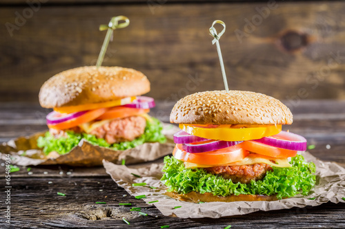 Naklejka samoprzylepna Smaczny domowy hamburger