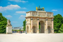 Arc De Triomphe Du Carrousel à Paris