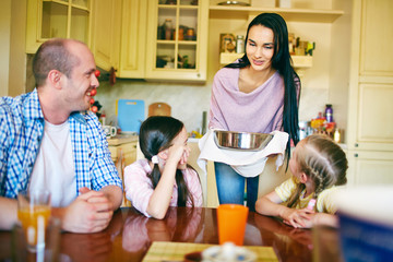 Canvas Print - Family in the kitchen