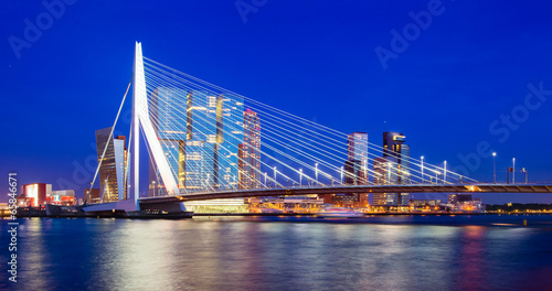 Plakat na papierze fotorealistycznym Rotterdam skyline, Holandia
