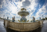 Fototapeta Paryż - Fountain at Place de la Concord in Paris