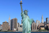 Fototapeta Nowy Jork - Manhattan Skyline and The Statue of Liberty