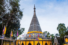 The Stainless Steel Pagoda - Phra Maha Thad Chadi Tri Pob Tri Mo