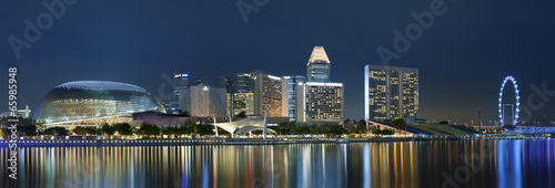 Plakat na papierze fotorealistycznym Panoramę Singapuru w nocy