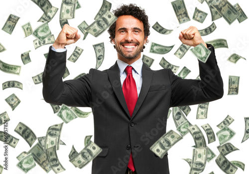 Fotografía Hombre feliz disfrutando de la lluvia de dinero