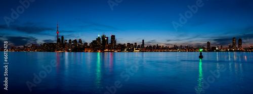 Plakat na papierze fotorealistycznym Panorama panoramę Toronto nad jeziorem