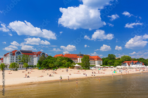 Board z aluminiowym obramowaniem Lato na plaży Morza Bałtyckiego w sopocie, polska