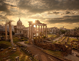 Famous Roman ruins in Rome, Capital city of Italy