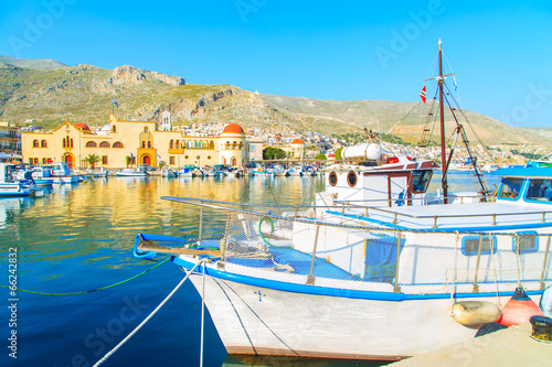 Tapeta ścienna Widok portu w kalymnos, grecja