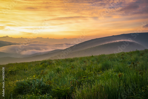 Board z aluminiowym obramowaniem Wschód słońca kolorowy smoky mountain