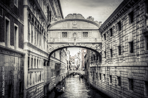 Naklejka na drzwi paesaggi di venezia con canali