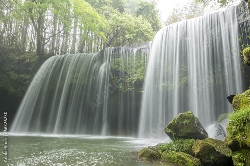 Fotoboard na płycie Nabegara Falls na zielono