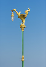 Pole Lantern With Golden Swan Decoration
